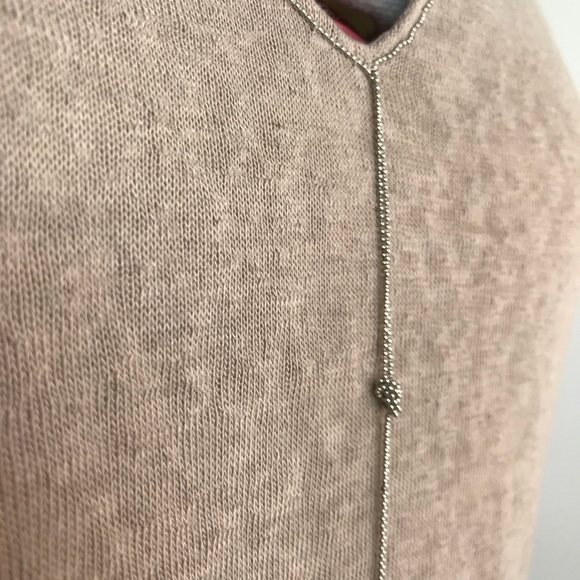 NWT V-neck Chain Blouse - Picture 3 of 4